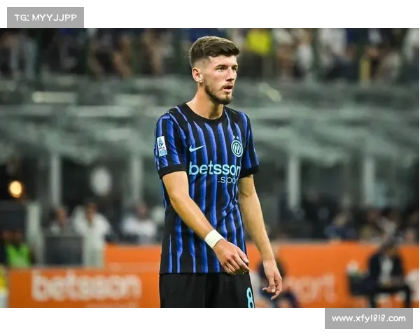 从无名小卒到足坛巨星 莱万多夫斯基的传奇崛起之路